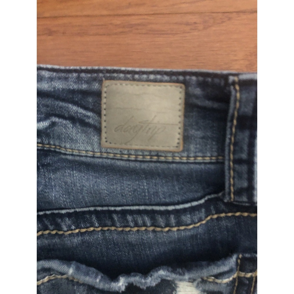 2 Pair Buckle Daytrip Womens Bootcut Flap Back Pockets Women 25L Measures 28x33 - Picture 9 of 13